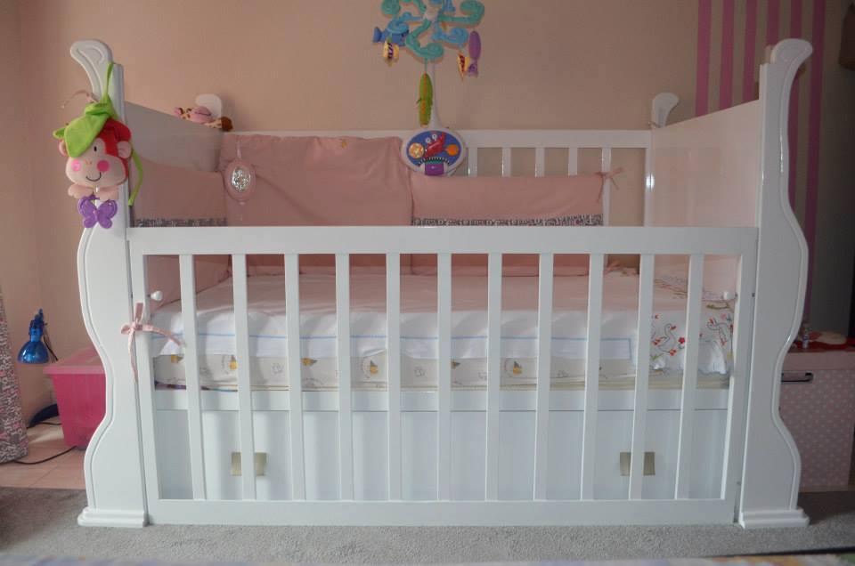 Παιδικά κρεβάτια & έπιπλα